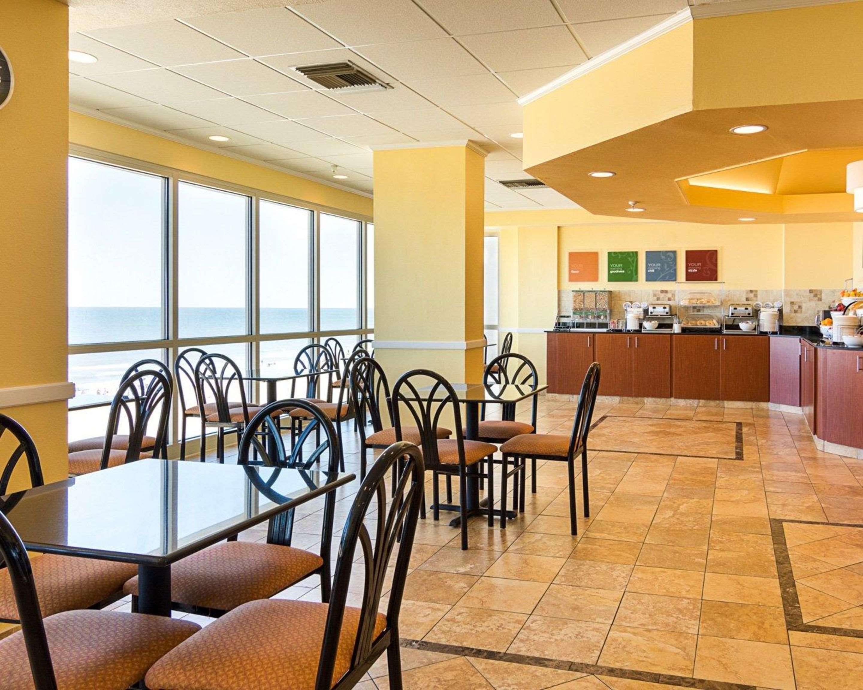 Comfort Suites Beachfront Virginia Beach Buitenkant foto
