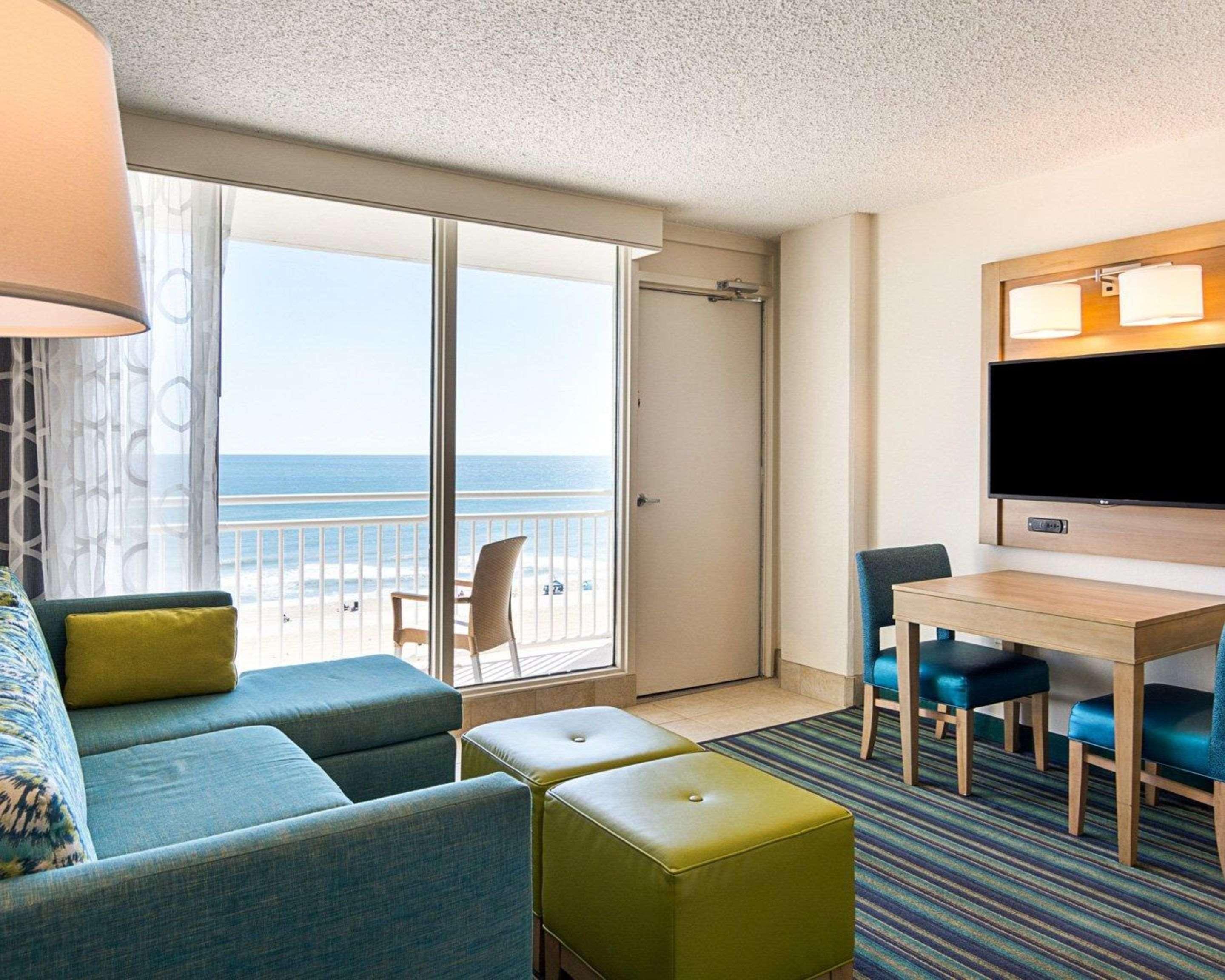 Comfort Suites Beachfront Virginia Beach Buitenkant foto