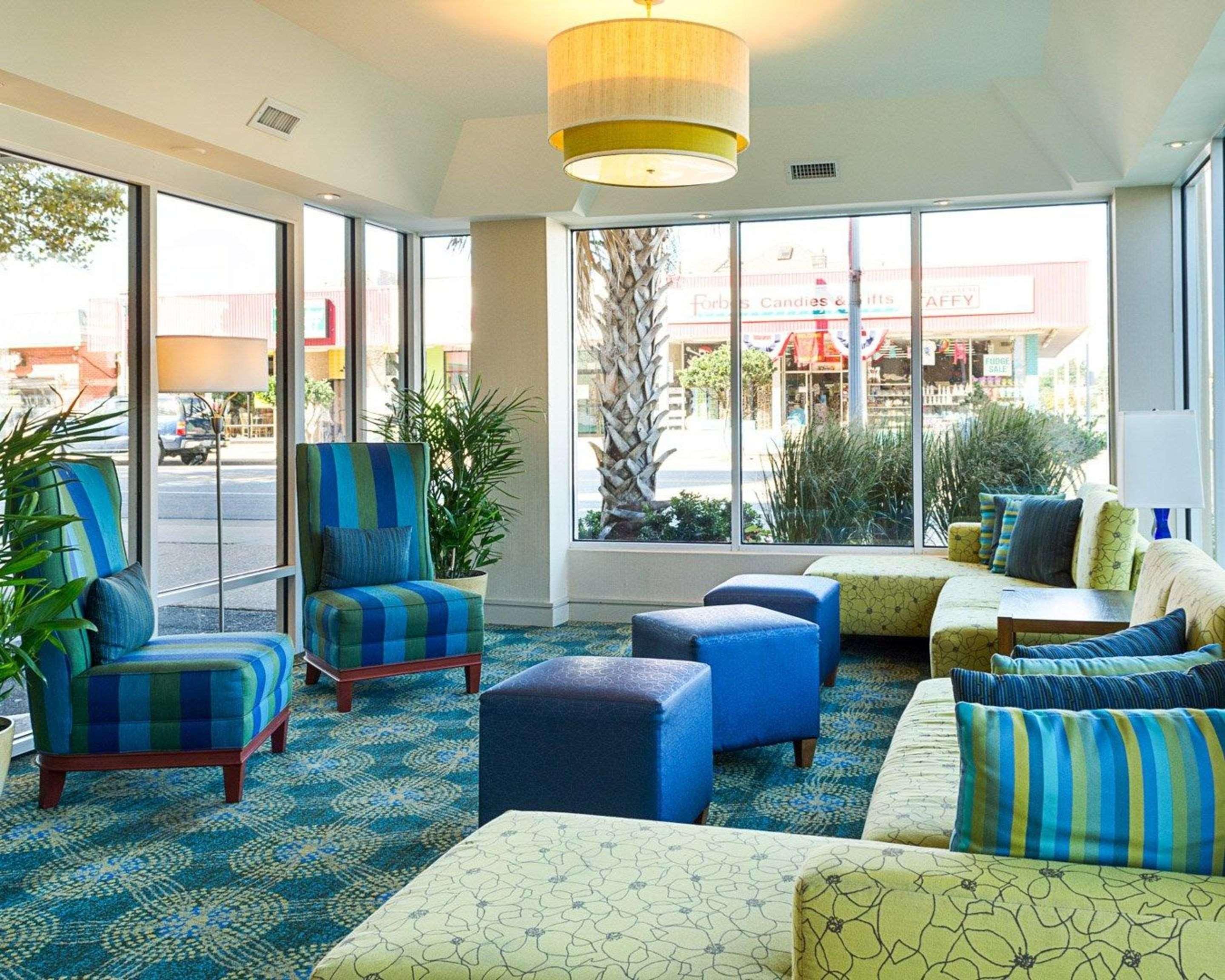 Comfort Suites Beachfront Virginia Beach Buitenkant foto