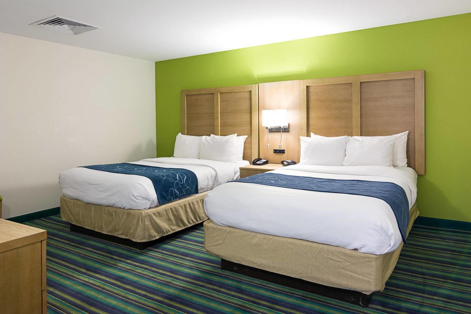 Comfort Suites Beachfront Virginia Beach Buitenkant foto